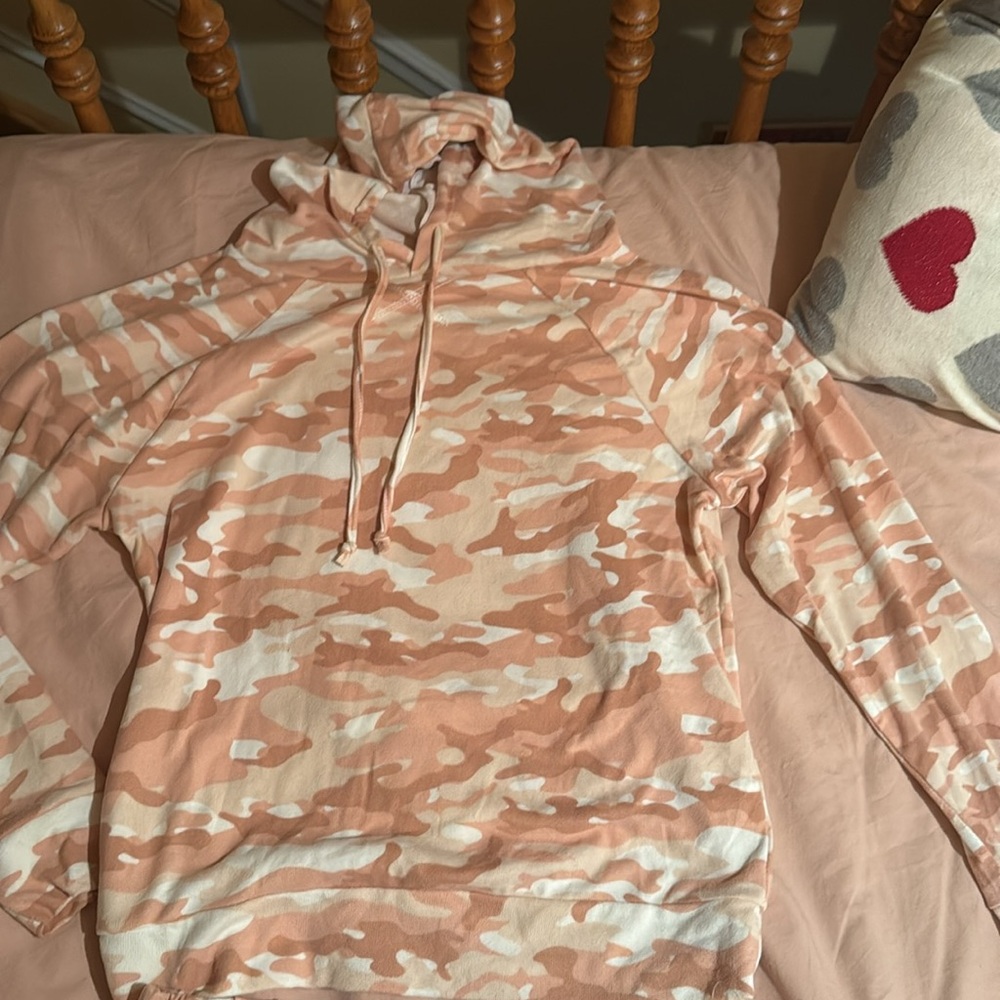 Pajama Set Super comfortable!! - Picture 3 of 7